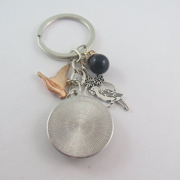 Hummingbird Keychain Bird Lover Key Ring Nature Charm Floral Accessory Gift - Picture 4 of 4